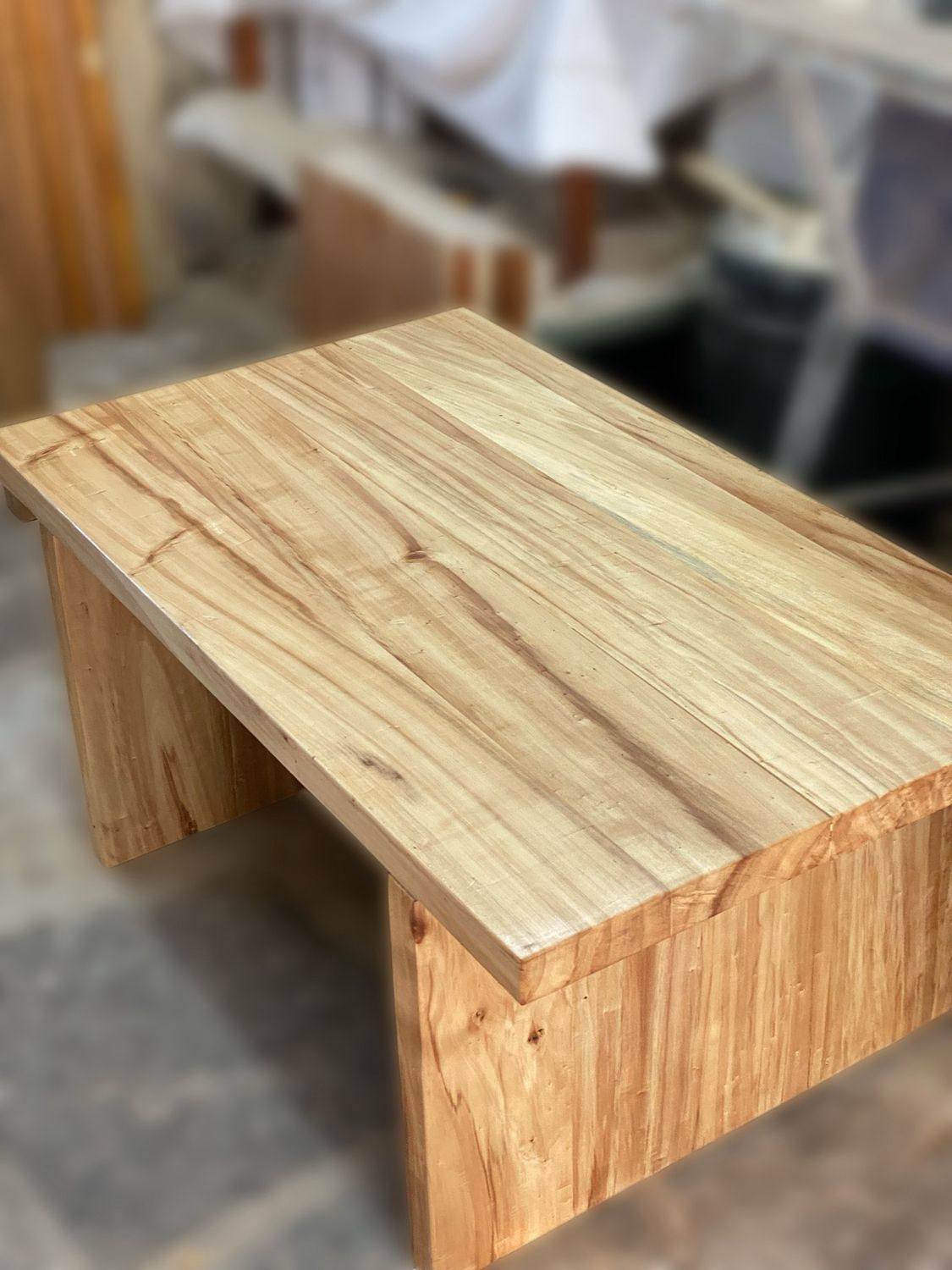 MESA DE CENTRO KUBIK