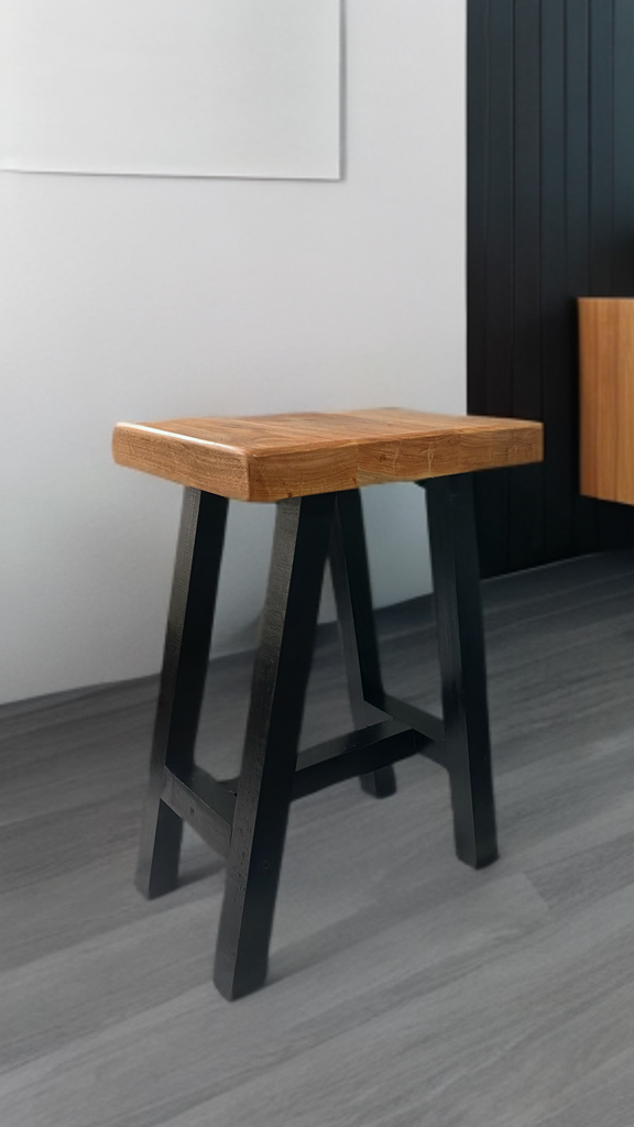 TAURETE / BANCO de MADERA OLMO