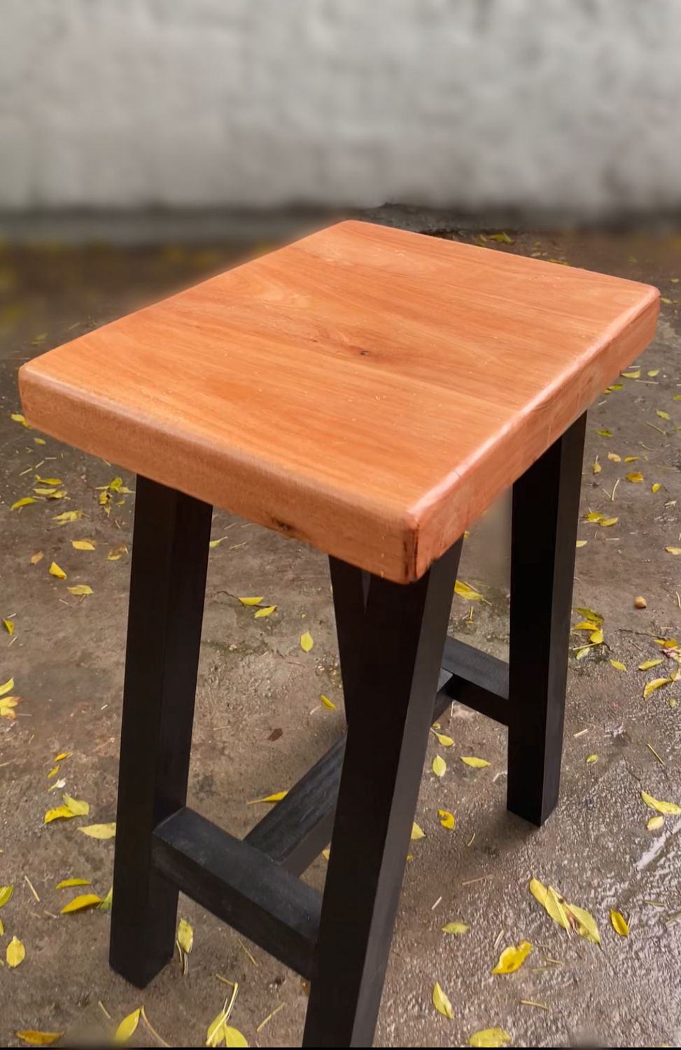TAURETE / BANCO de MADERA OLMO