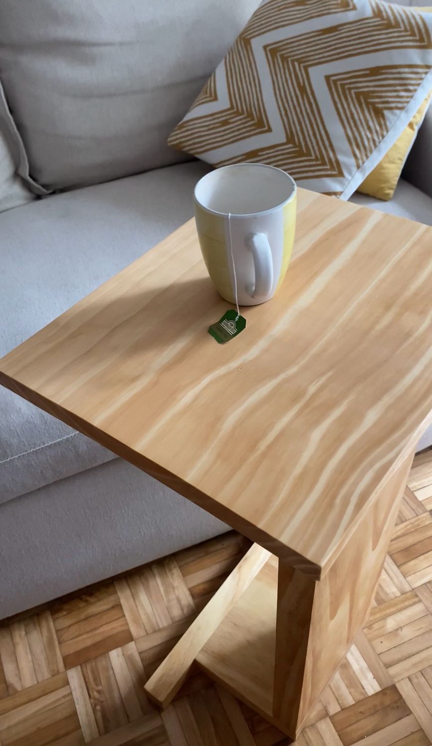 MESA DE ARRIME CHILLPARA SILLÓN