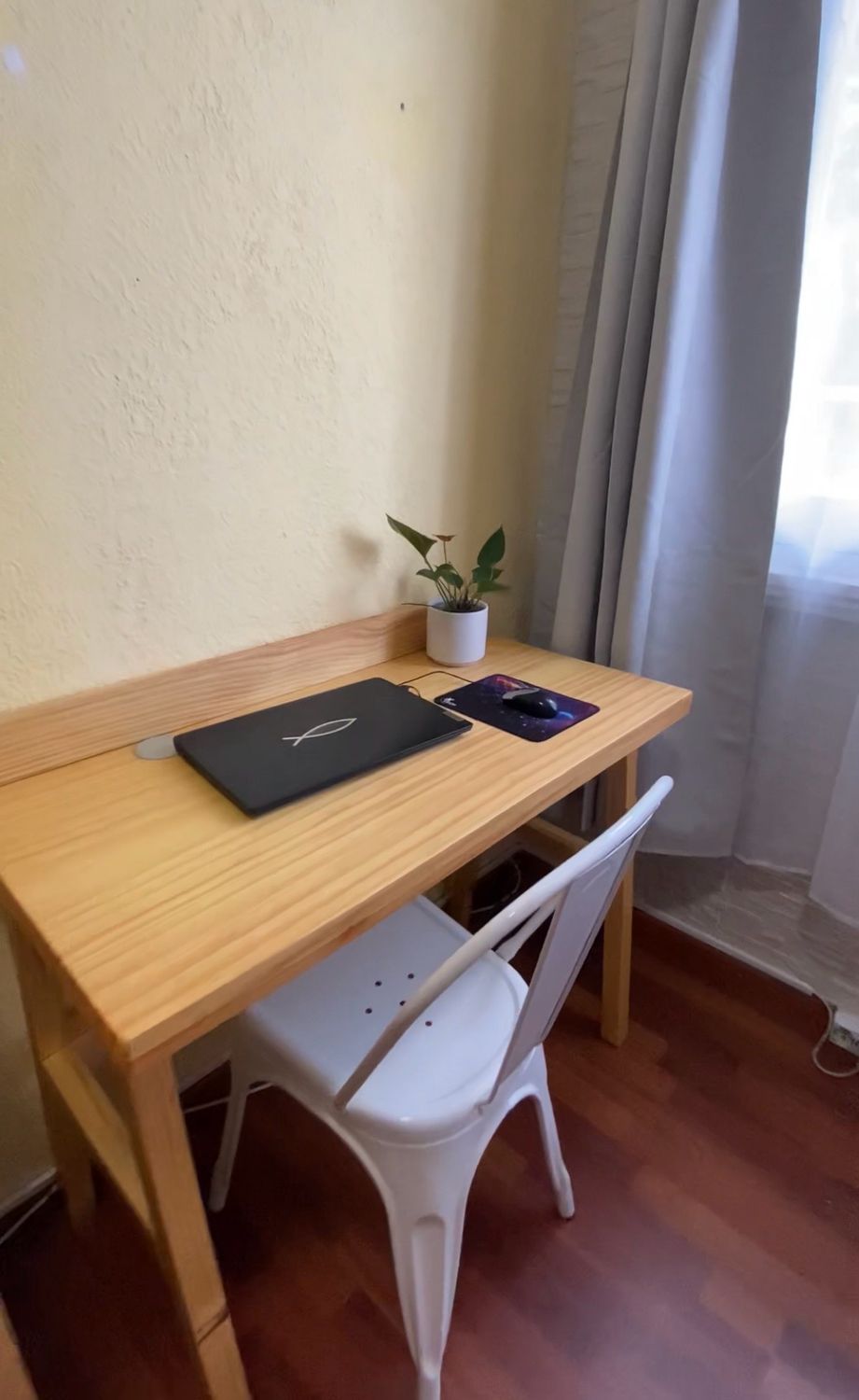 ESCRITORIO POL