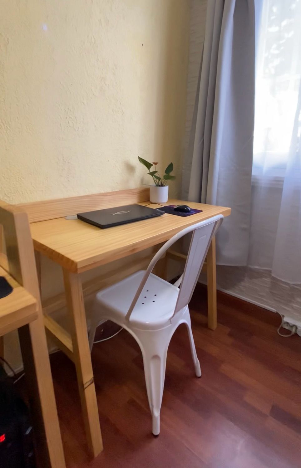 ESCRITORIO POL