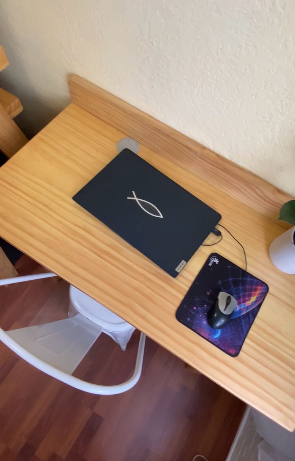 ESCRITORIO POL