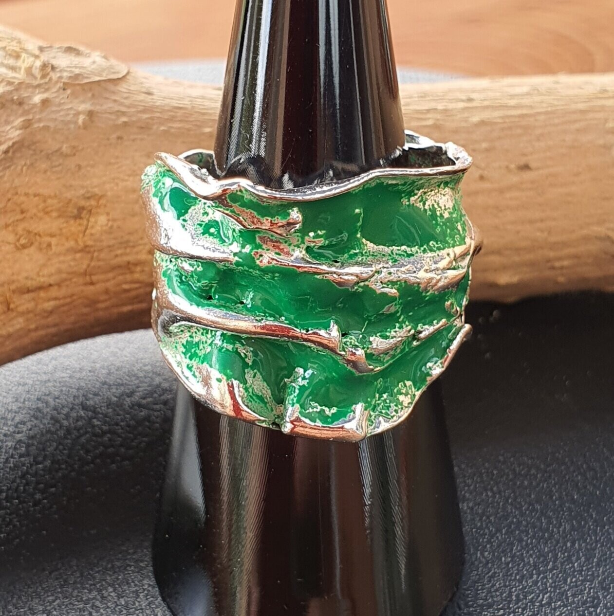 Anillo abierto esmaltado verde, plata 925