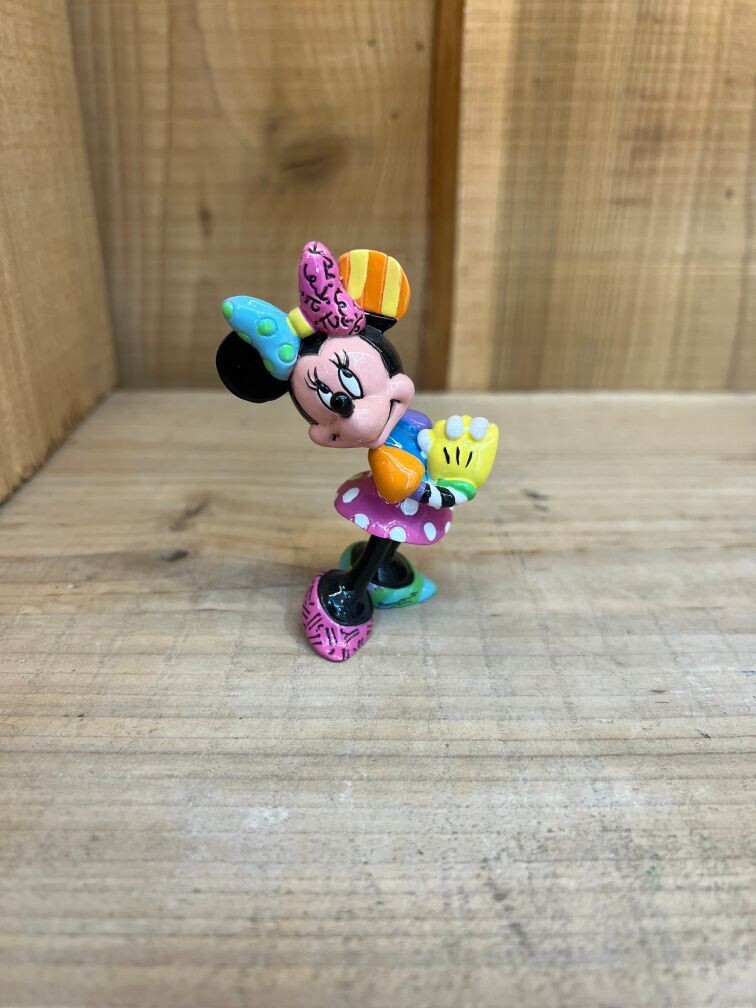 Minnie Mouse Mini Figurine – Blushing