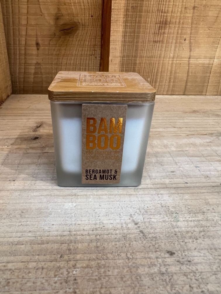 Cedarwood & White Musk – Small Candle (90g)