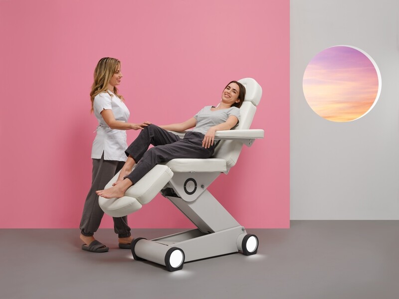 BLUE FARM | B-Light 502. 4-motor reclining lounger chair + LED