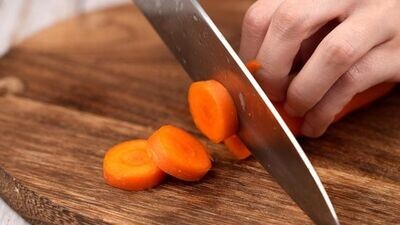 Slicing knives