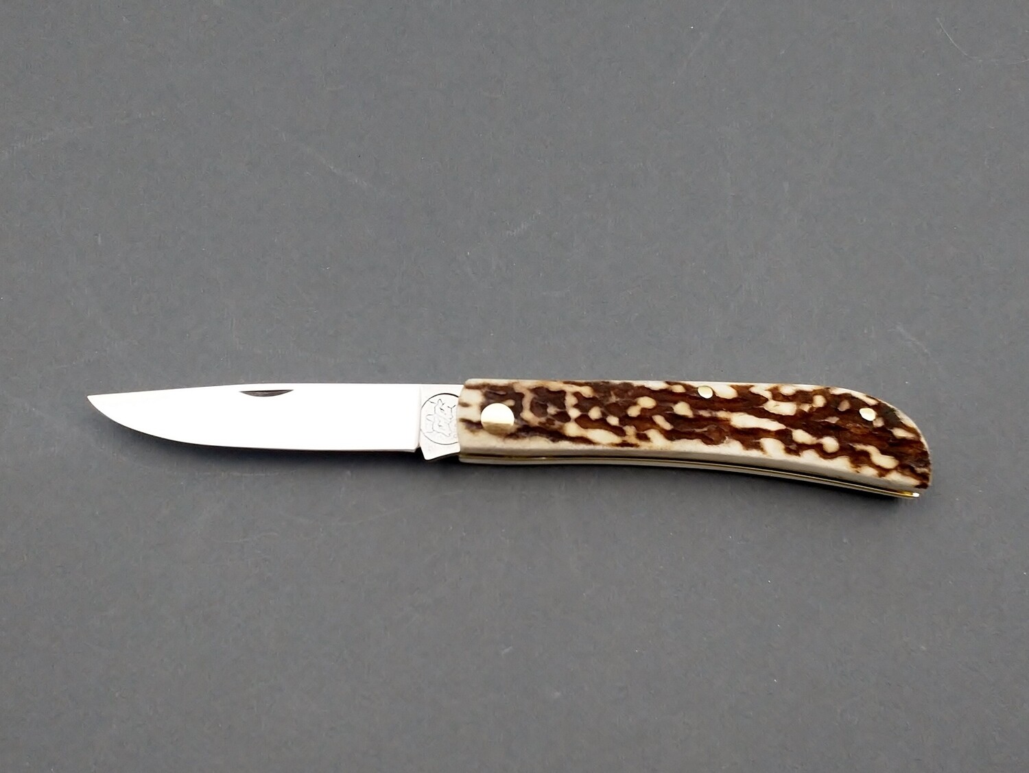 BLUE FARM | Due Buoi Knives. Pocket Honey Horn knife