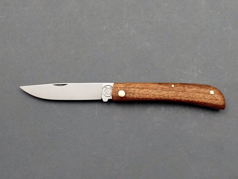 BLUE FARM | Due Buoi Knives. Pocket mahogany knife