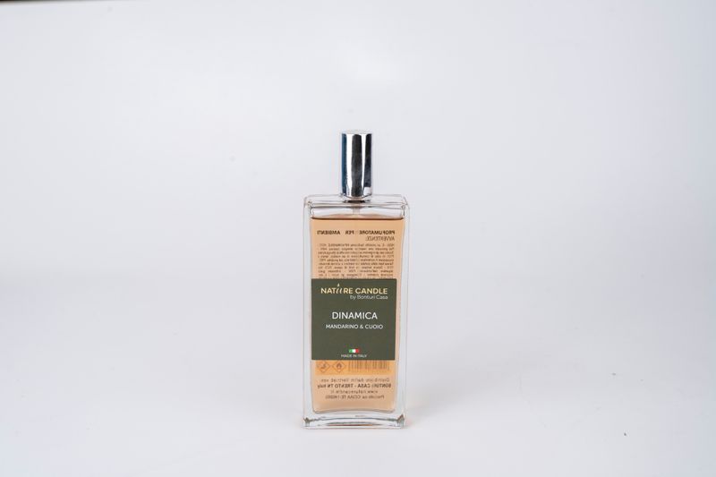 KALINDRA | Bonturi. Raumspray-Düfte der E2Senza-Linie. Dynamik: Mandarine und Leder. 100 ml / 3,38 fl oz