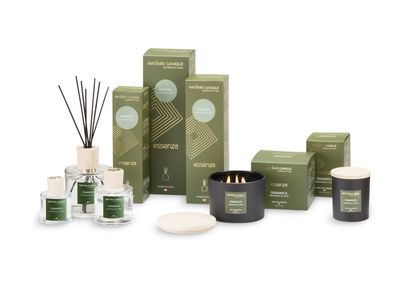 KALINDRA | Bonturi. Room spray perfumes E2Senza line. Dynamics: mandarin and leather