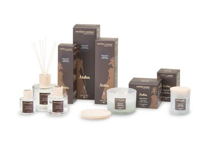 KALINDRA | Bonturi. Atelier line candles. Velvet: Black Amber &amp; Cedar Wood