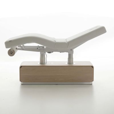 BLUE FARM | Vismara. Nat Evo Plus. Electric double column massage table