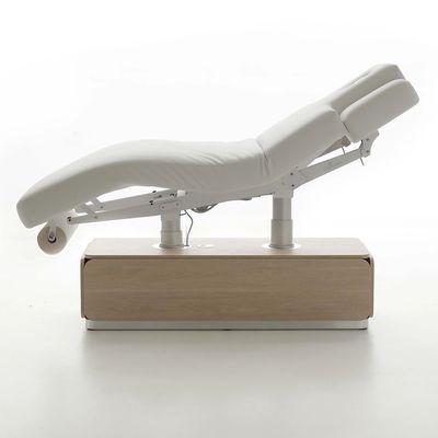 BLUE FARM | Vismara. Nat Evo Plus. Electric double column massage table