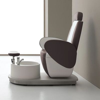 BLUE FARM | Vismara. Edge. Podiatry spa chair