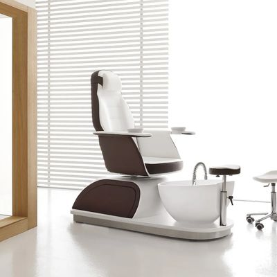 BLUE FARM | Vismara. Saint Barth. Podiatry spa chair
