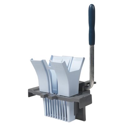 BLUE FARM | Vileda Professional. UltraSpeed Pro: presses for rinsing and wringing clothes