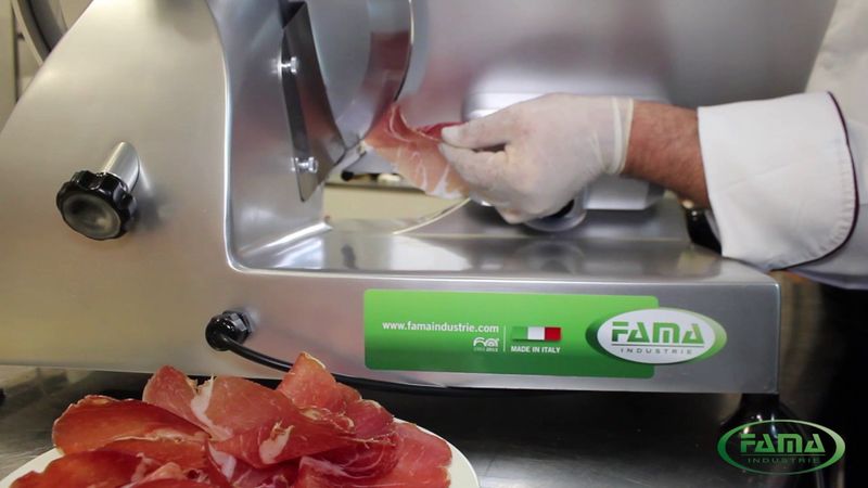 BLUE FARM | FAMA. Vertical slicer in anodized aluminum with 250 mm blade