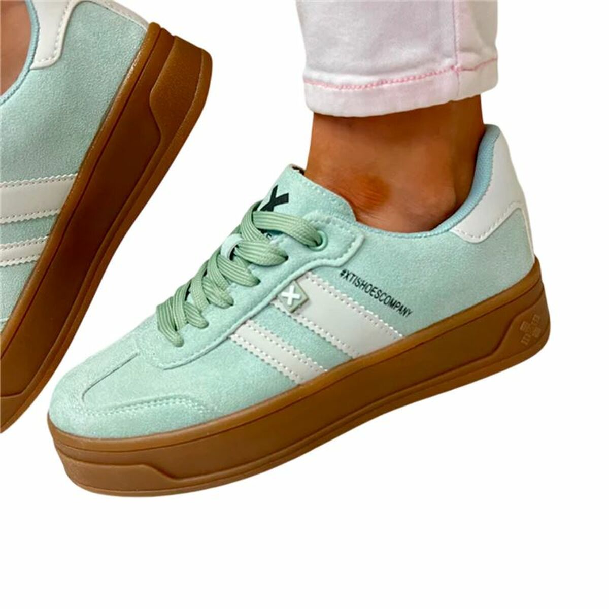 KALINDRA | BB. Sports Trainers for Women XTI Antenila XTI Aqua Light Blue