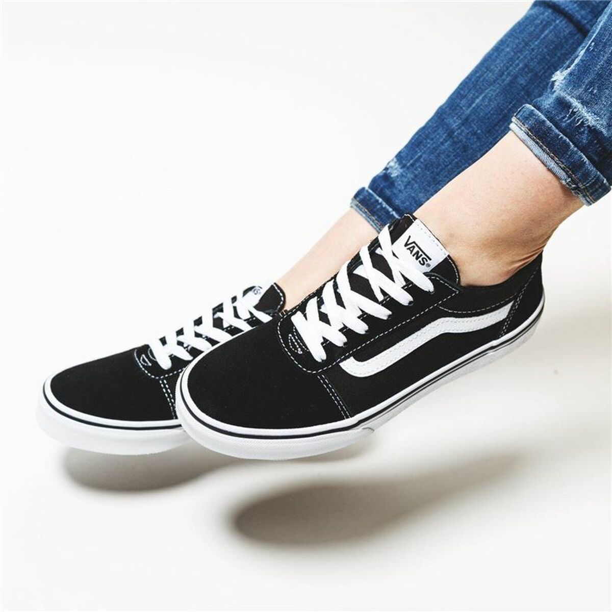 KALINDRA | BB. Sports Shoes for Kids Vans Yt Yard Black