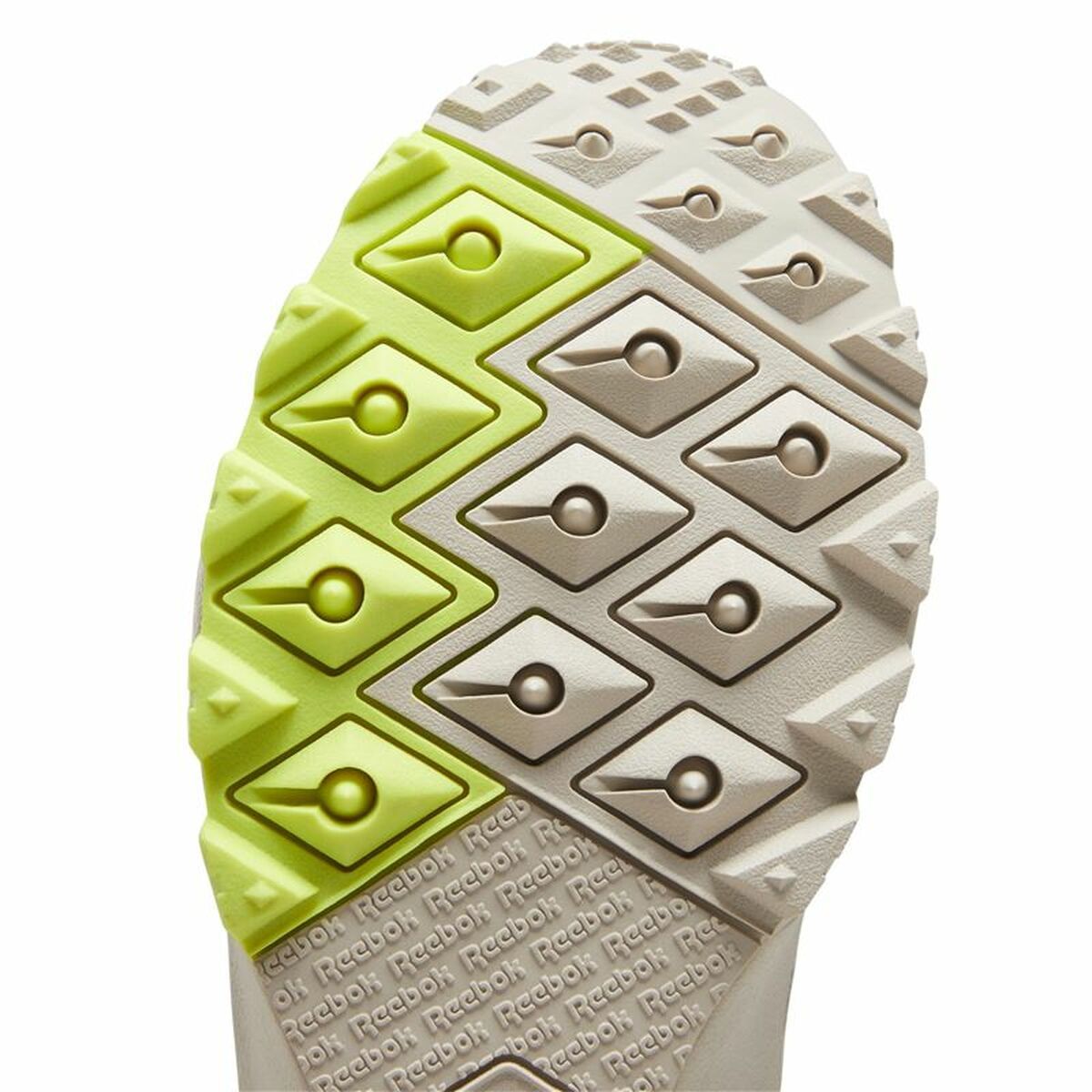 KALINDRA | BB. Running Shoes for Adults Reebok Classic Aztrek Double Mix  White