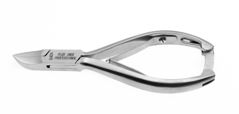 Konkaver Nagelknipser X-Care, versenkt, doppelte Feder. Hergestellt aus kohlenstoffreichem Edelstahl. Kalindra cutlery