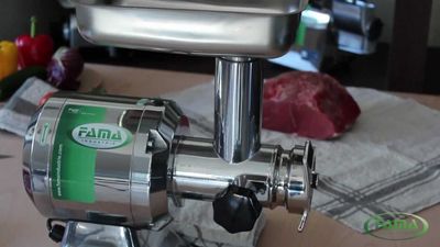 KALINDRA | FAMA. TI12. Professional meat grinder with 70 mm mouth. 8 solutions available in Stainless Steel and Aluminum