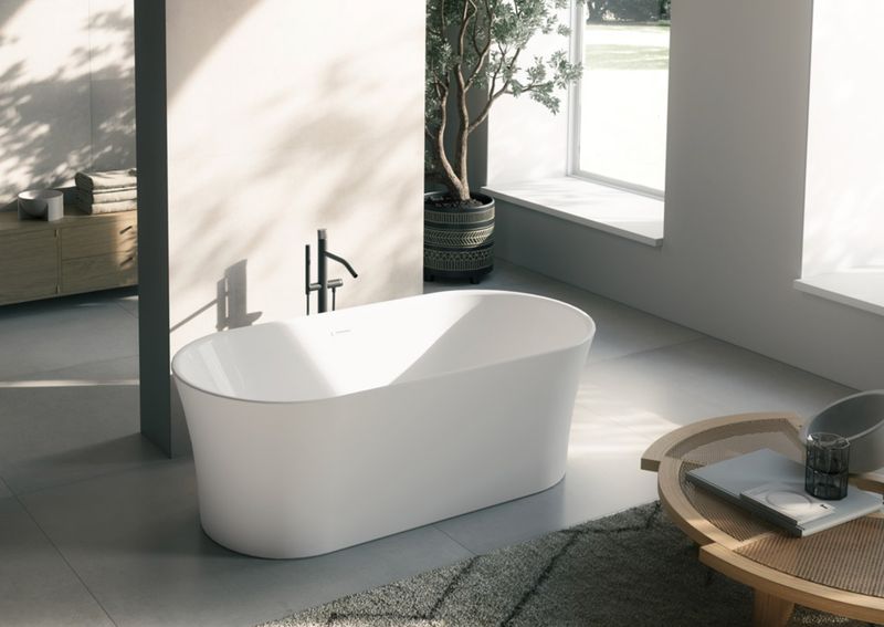 BLUELINE | Glass. Panay. Acrylic bathtub cm 170 x 80 x 61 h. Available in 2 colors