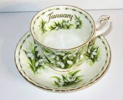 Royal Albert. New and complete collection of ceramic cups, motif: flowers of the months. Year 1989