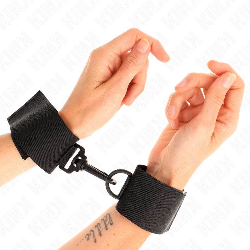 KINK - POGGIPOLSO IN NYLON NERO KINK WRIST RESTRAINT