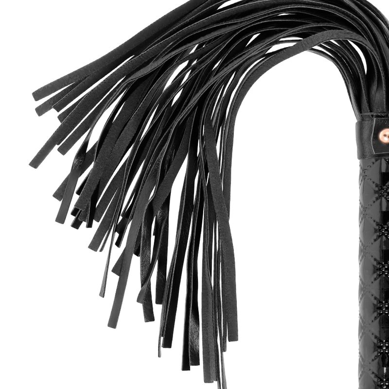 BEGME - BLACK EDITION FLOGGER IN PELLE VEGANA BEGME BLACK EDITION