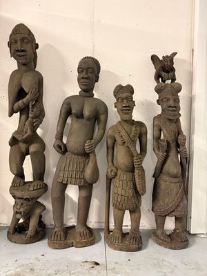 Estatuas africanas antiguas originales
