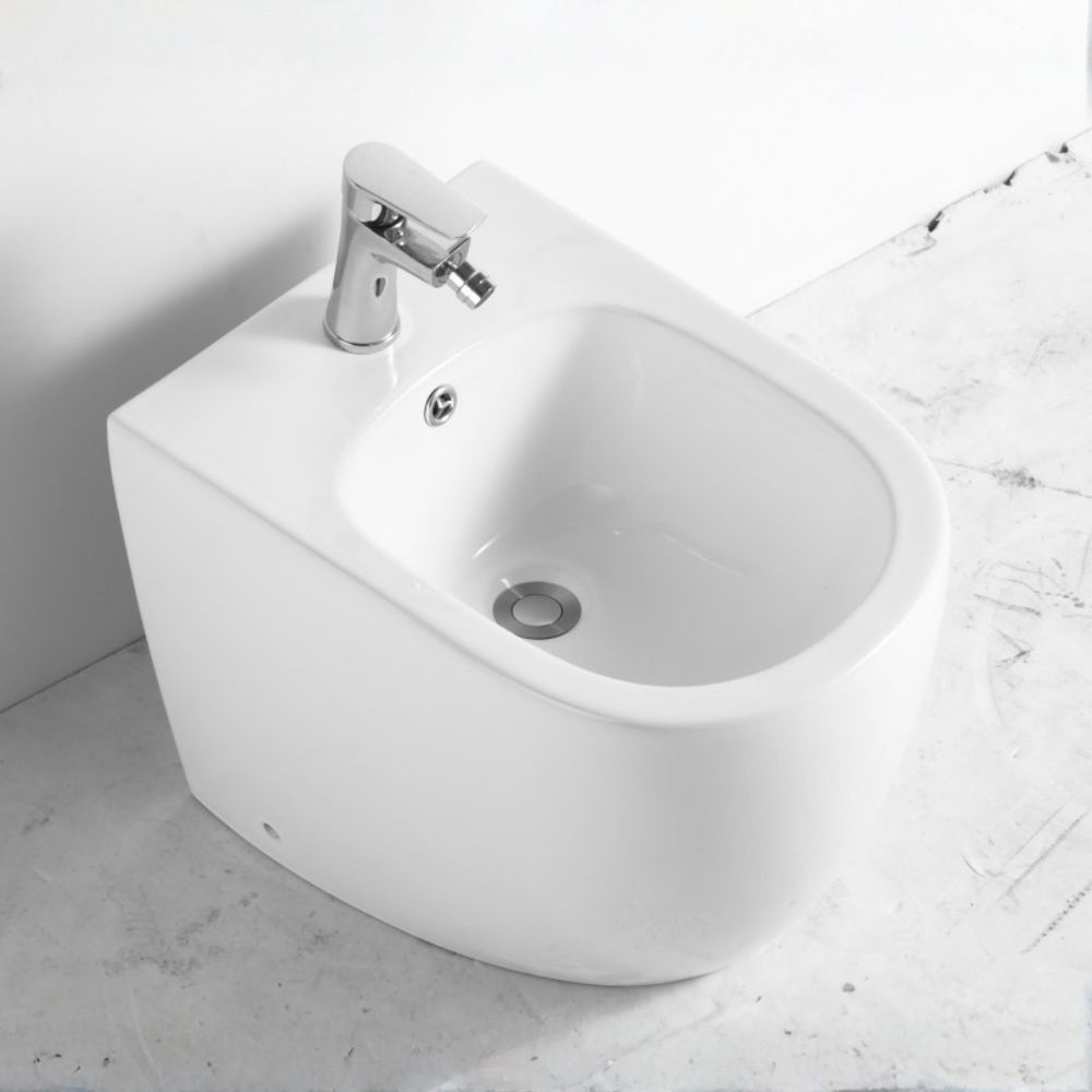Bidet a pavimento filo muro FB53B in ceramica 52.5x37x41H cm bianco Effezeta