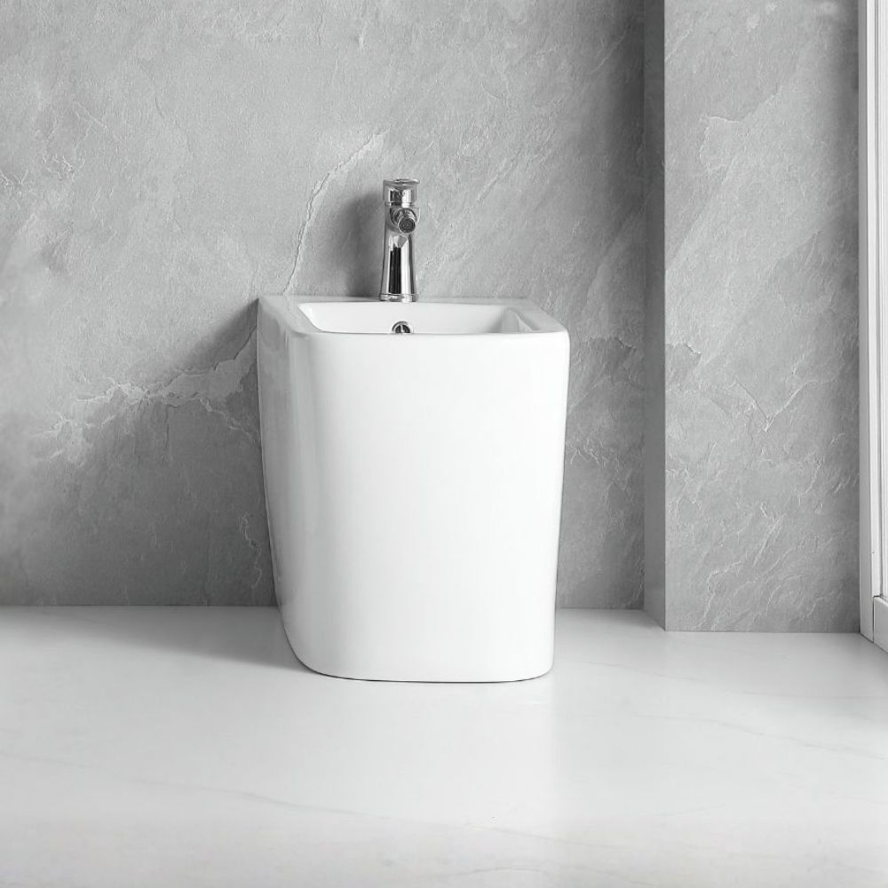 Bidet a pavimento filo muro FB54D in ceramica 54x36x42H cm bianco Effezeta