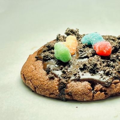 Dirt cup