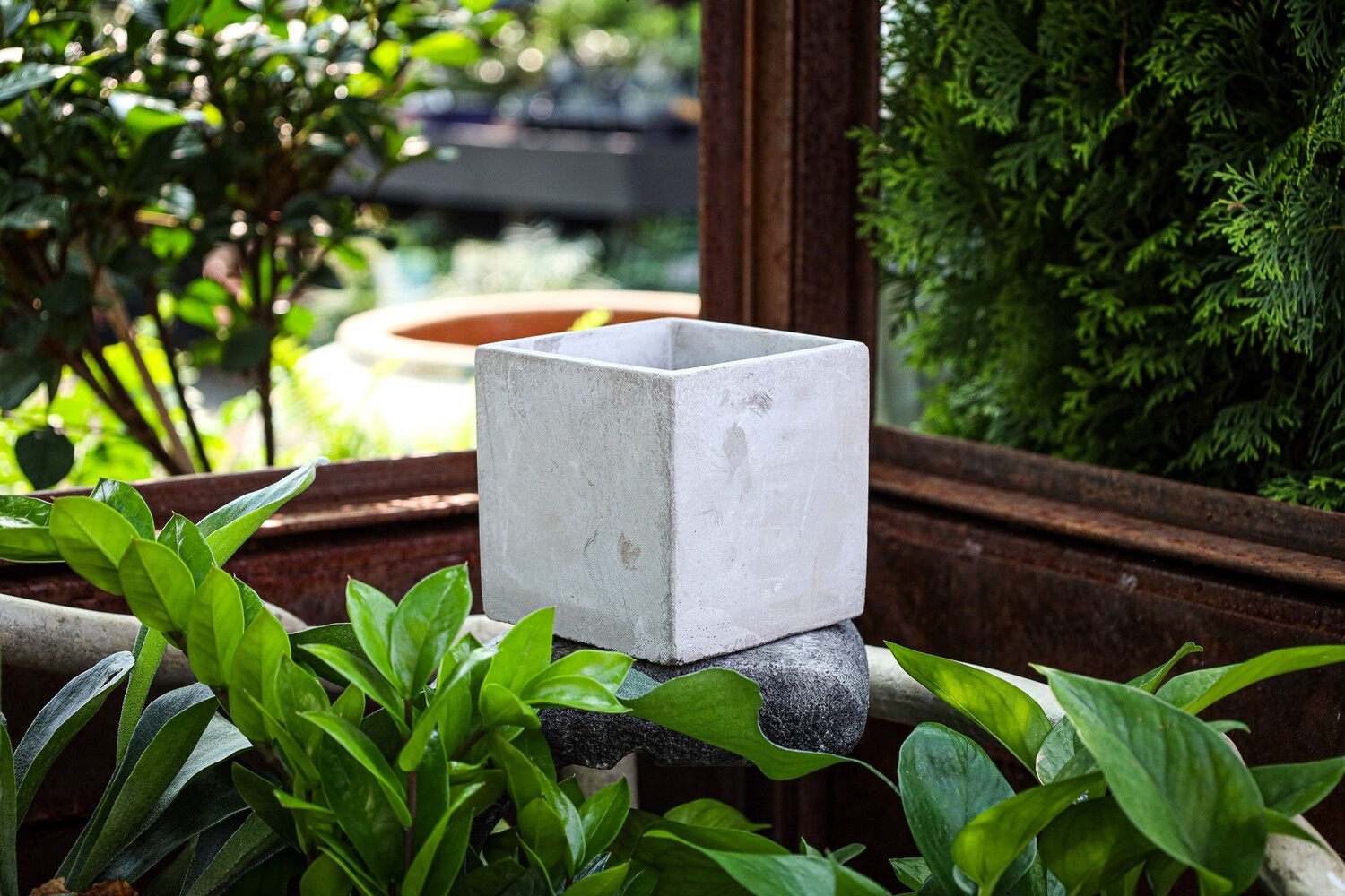 Concrete Cube Pot 4.25
