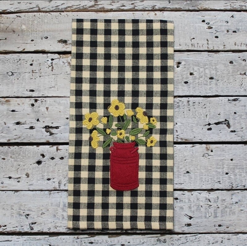 Country Bouquet Hand Towel