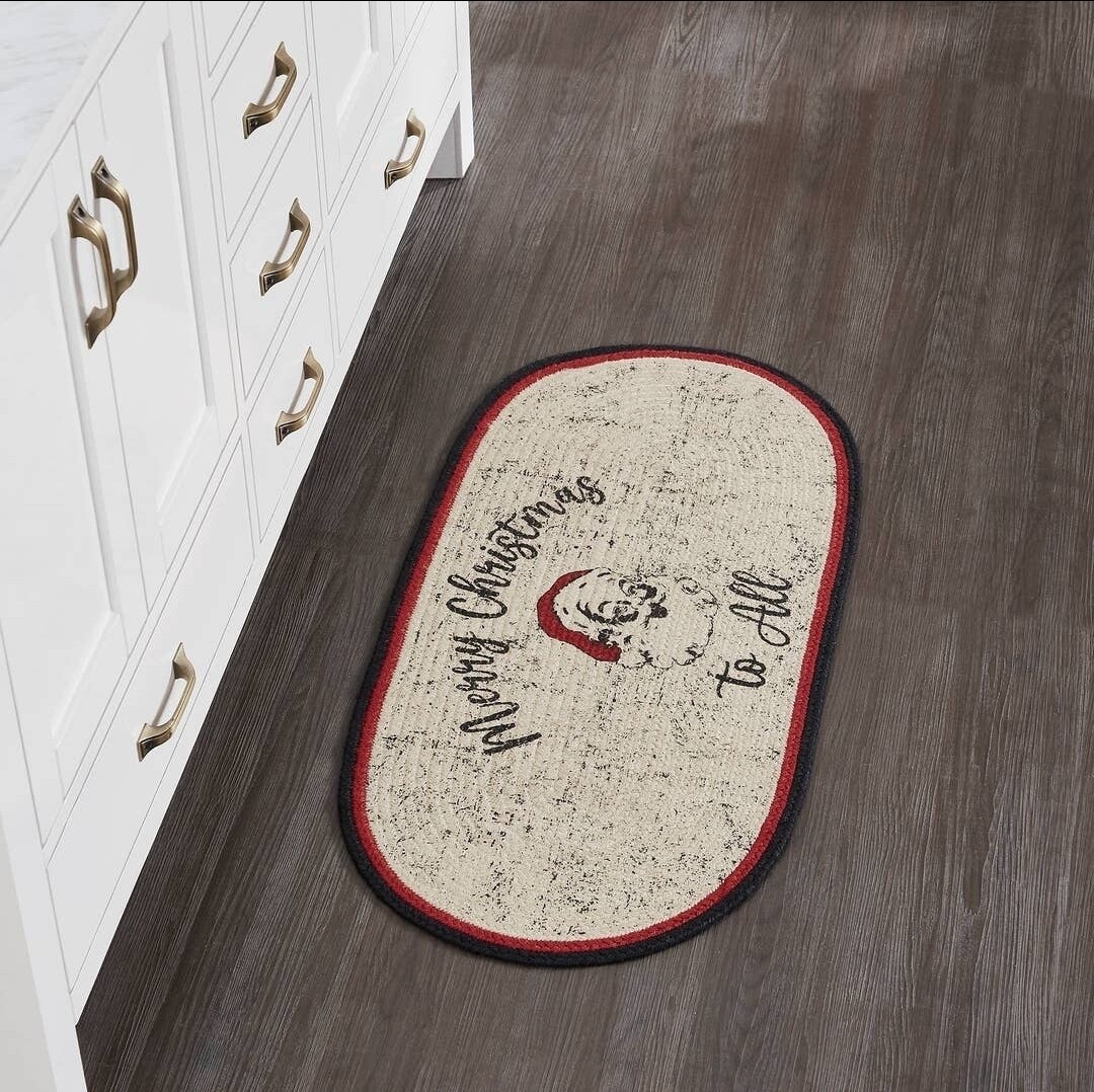 Jolly Ole Santa Jute Oval Rug