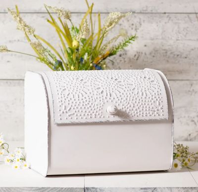 Breadboxes