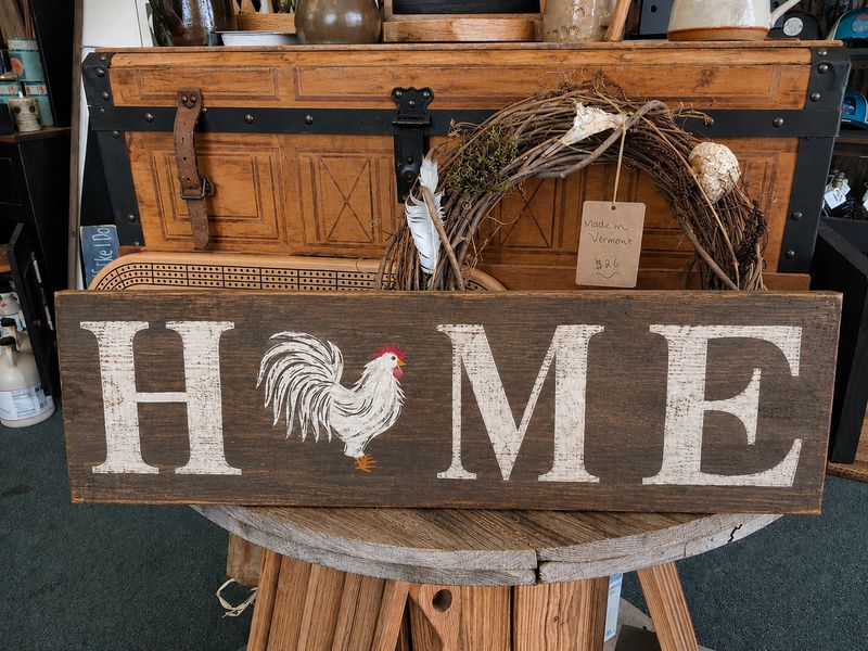 Rooster Home Sign