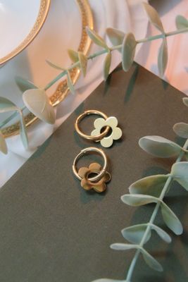 Boucle d&#39;oreille - Fleurs Dorées