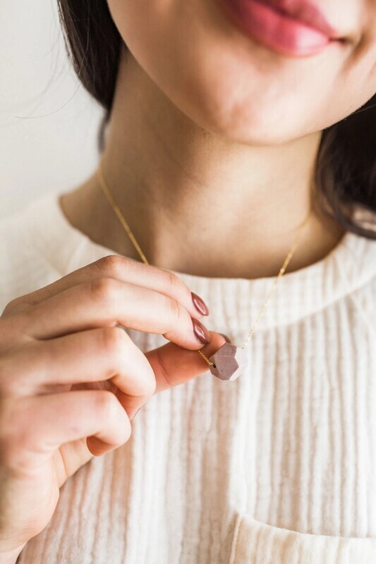 Classic Faceted Porcelain Necklace in Lilac