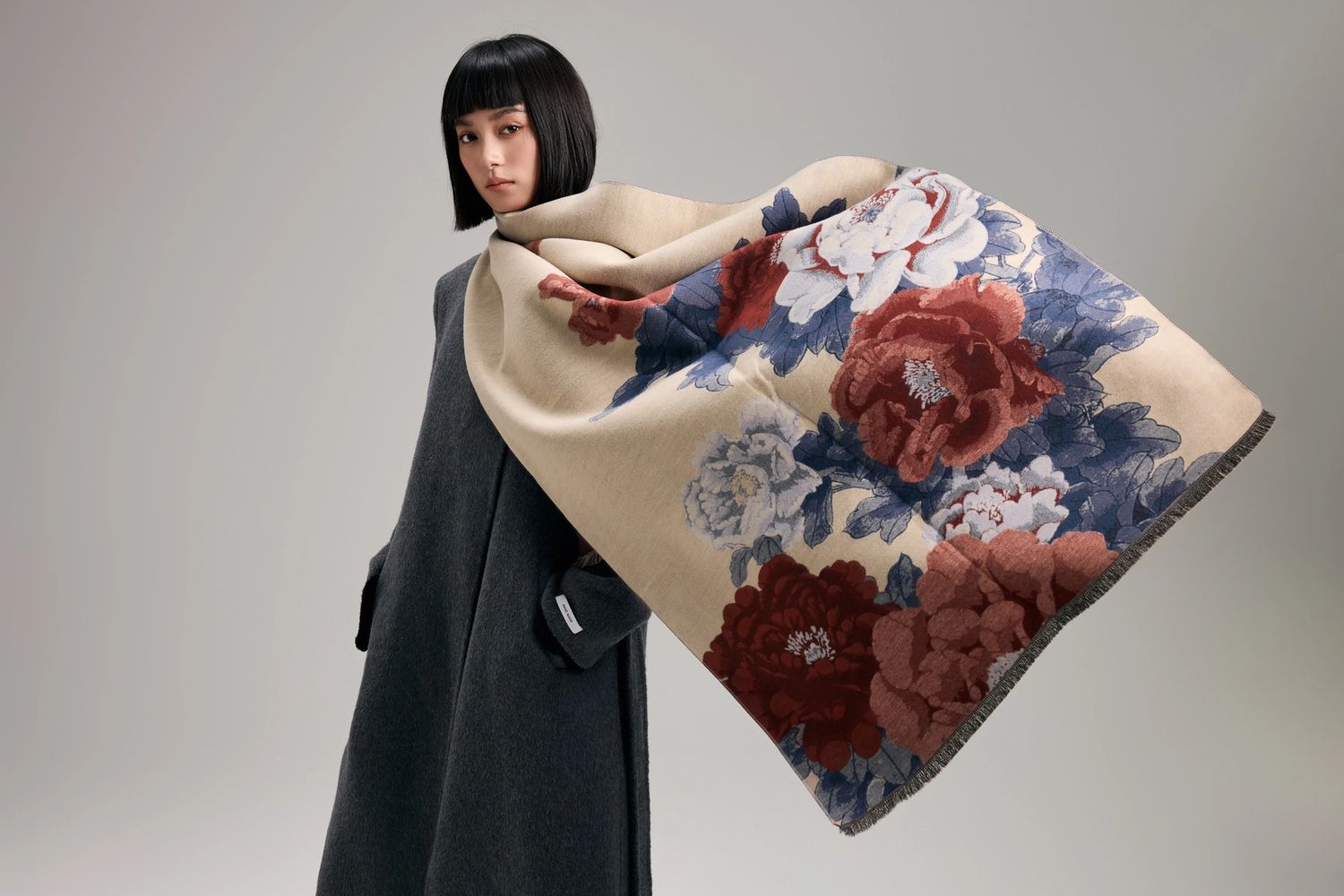Blue and Red Corsage Reversible Wrap