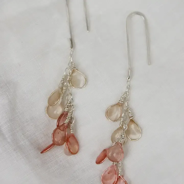 Dewdrop Earrings in Apricot