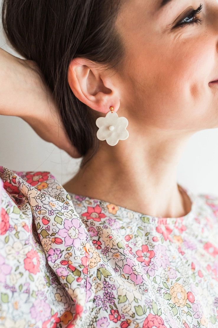 Daisy Drop Earrings
