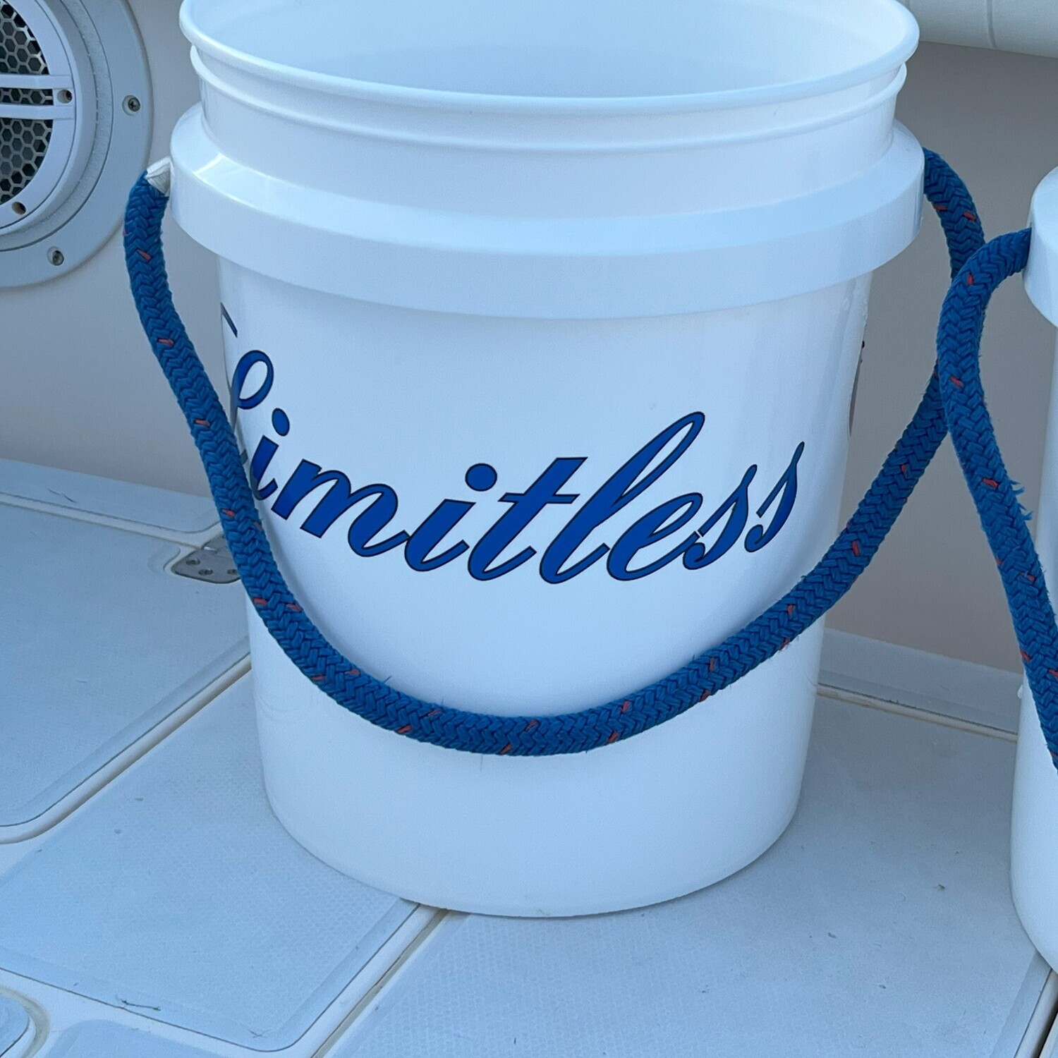 Killer Boat Bucket 6 Gallon - KFB6