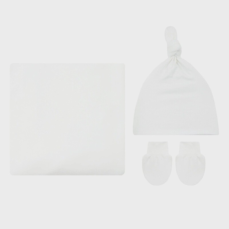 Newborn Essential Bundle With Hat - Finley