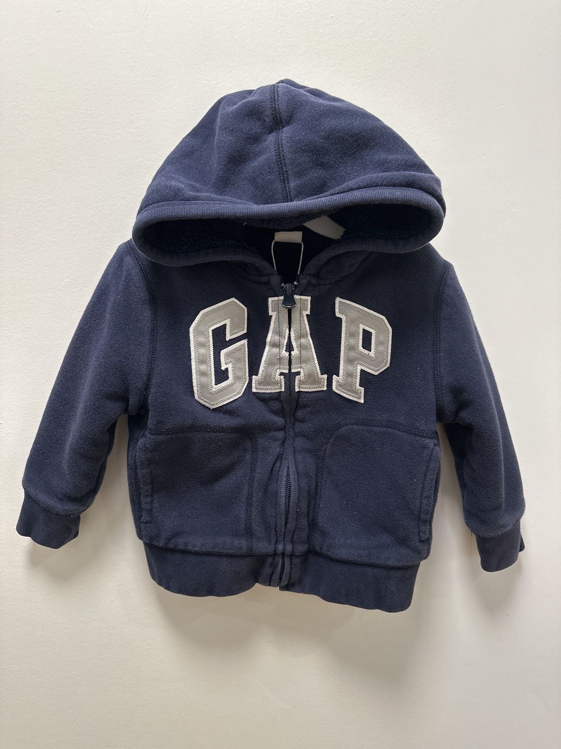 Used - GAP - Sweatshirt - 2Y - PWE1751