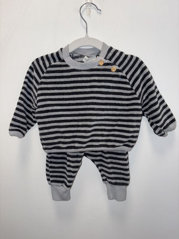 Used - Beans Barcelona - Long Sleeve Set - 1-3M - PWE2147